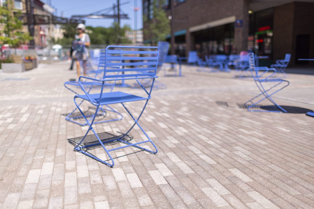 gratisography-blue-patio-chair